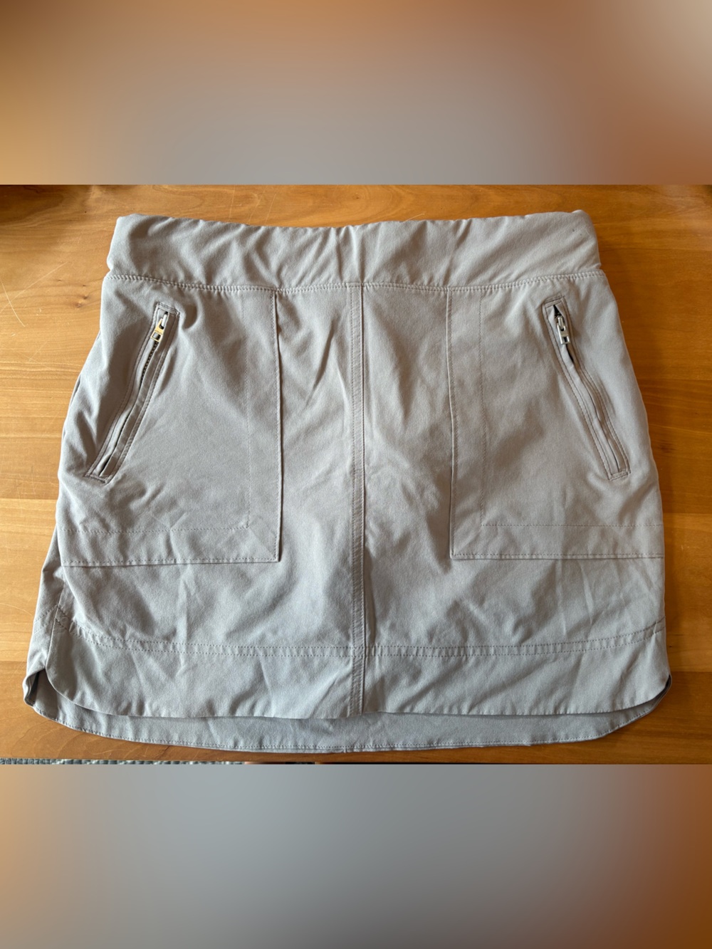 Athleta Beige Active Skirt with Zip Pockets